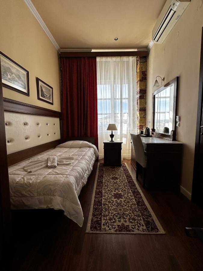 Hotel Aktaion Syros Ермополи Екстериор снимка